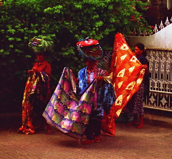 Balinese Clothes Sellers, Bali